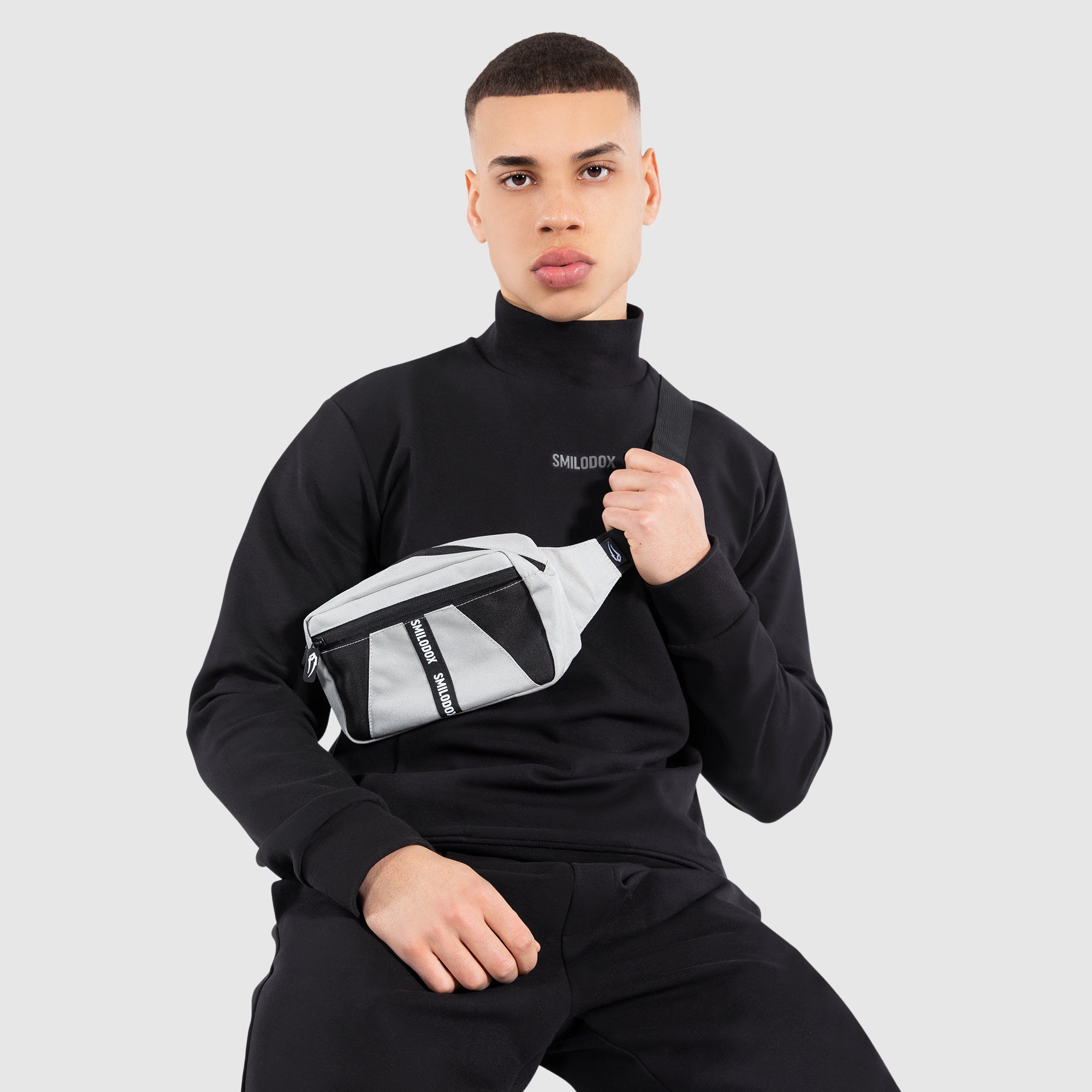 Fanny Pack James