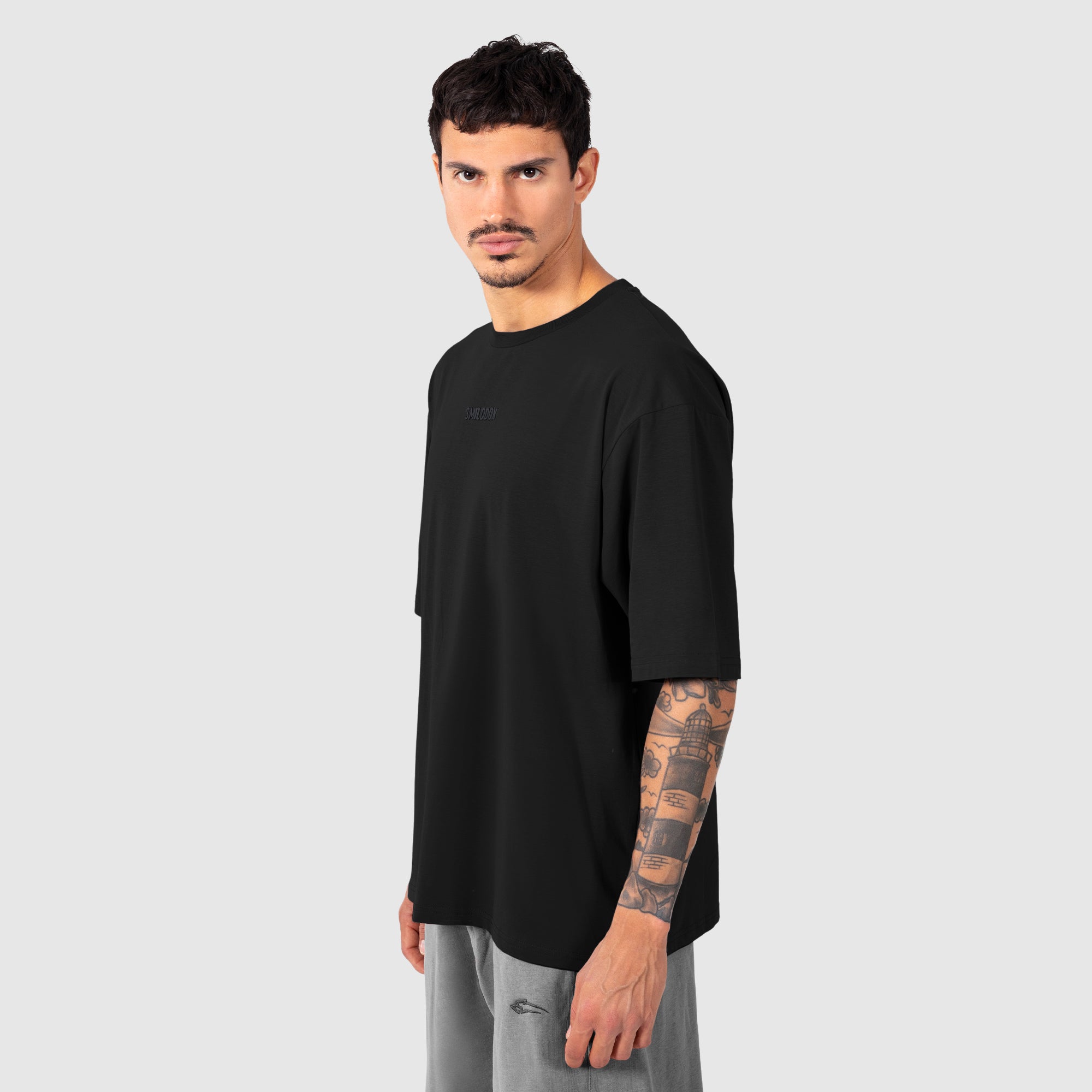 Schwarz