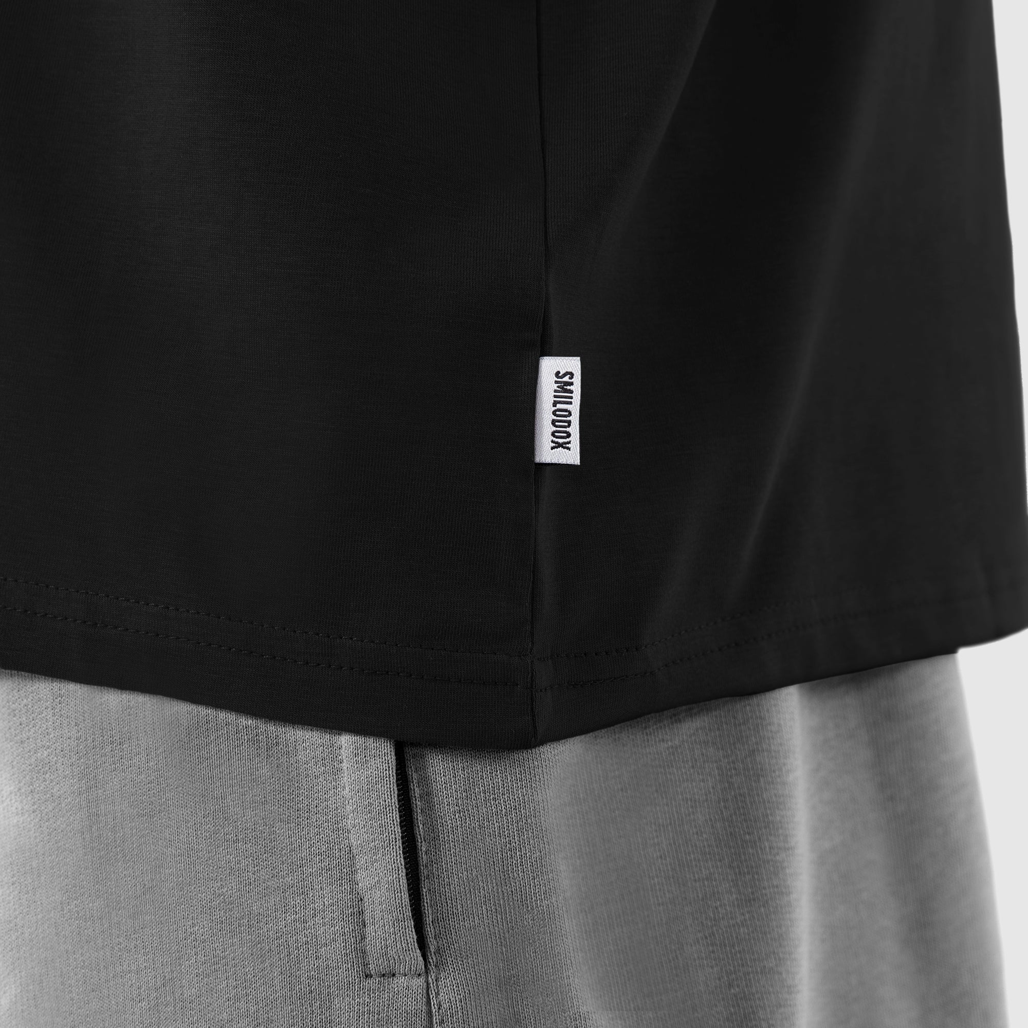 Schwarz