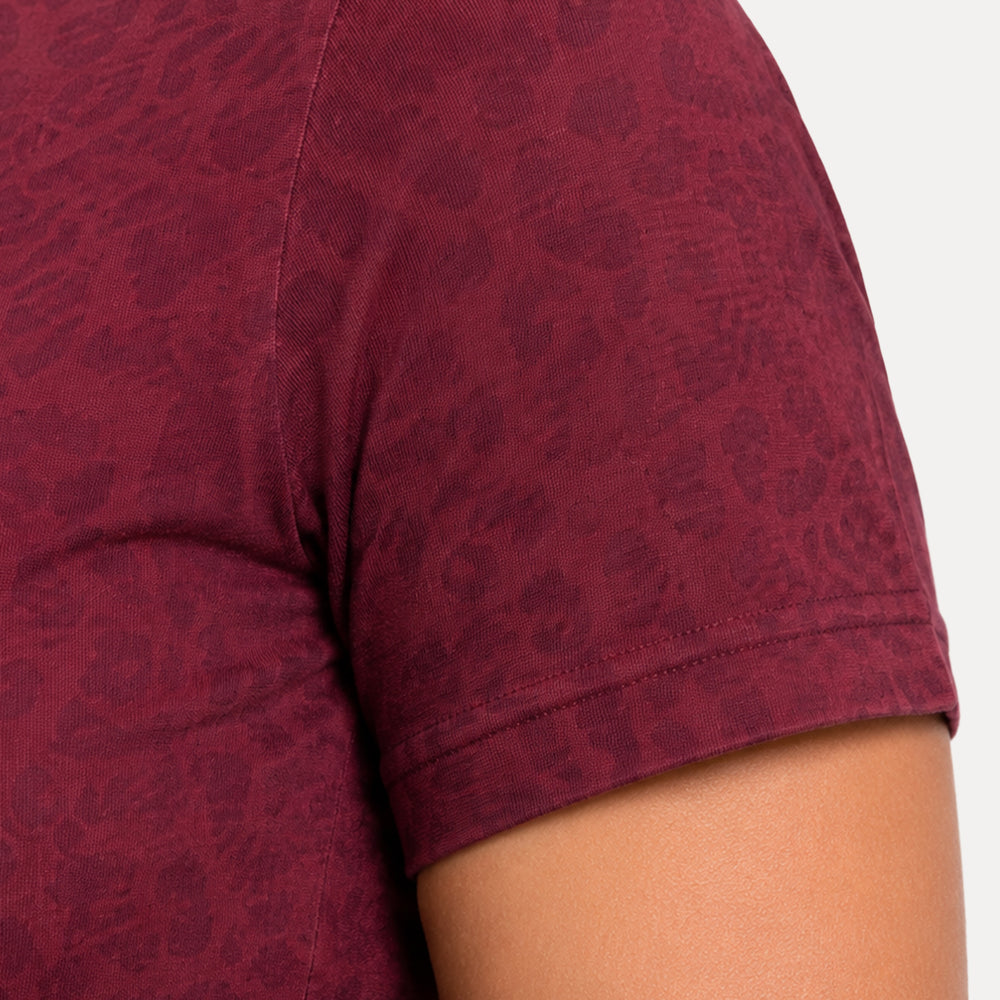LEO T-Shirt Velvara