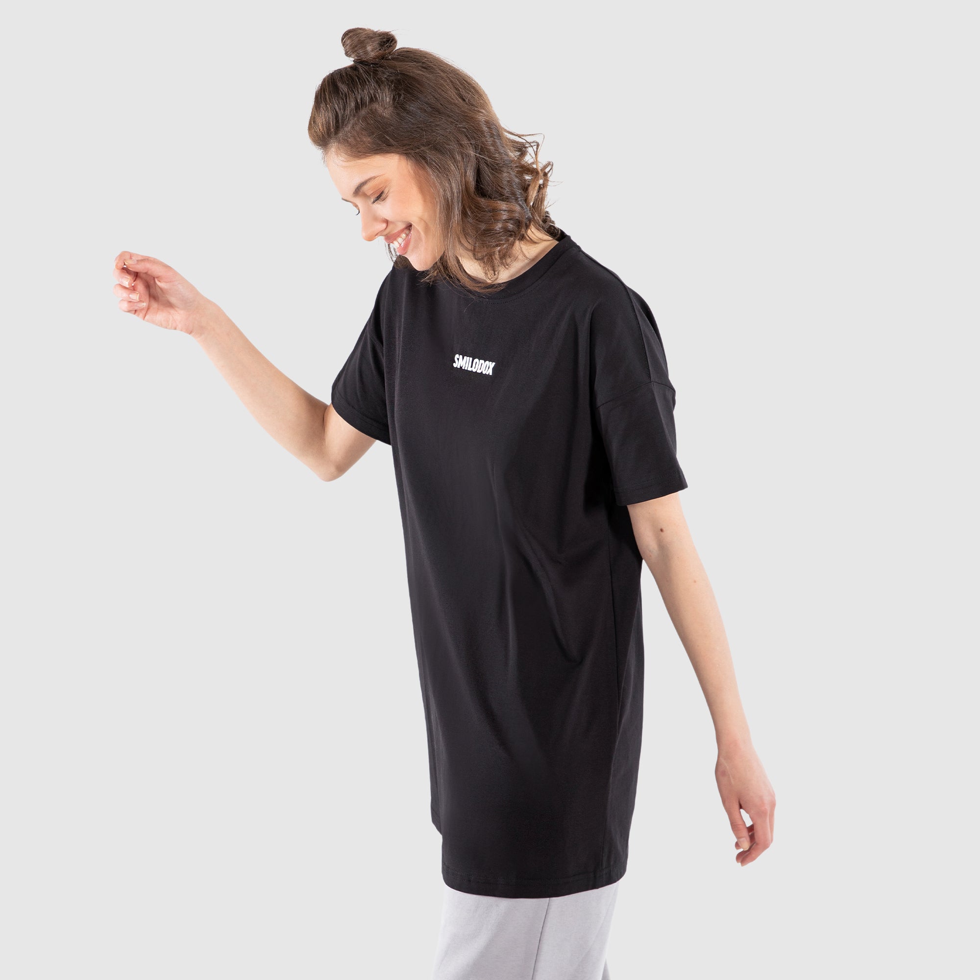 T shirt Leah